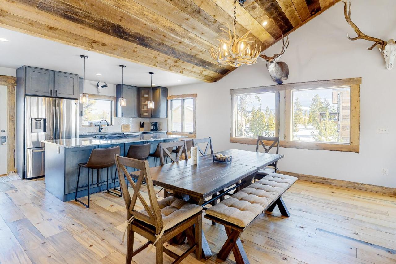 Cabin Getaway & Stonewood Lodge Grand Lake Room photo